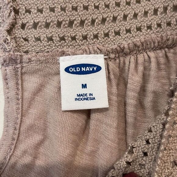 Old Navy Cotton Tank Top w/Lace Trim. Size Medium Mauve - Picture 4 of 8